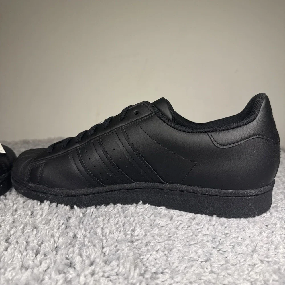Adidas Superstar EG4957 Men's Size 11 Core Black Shell Toe Sneakers NEW